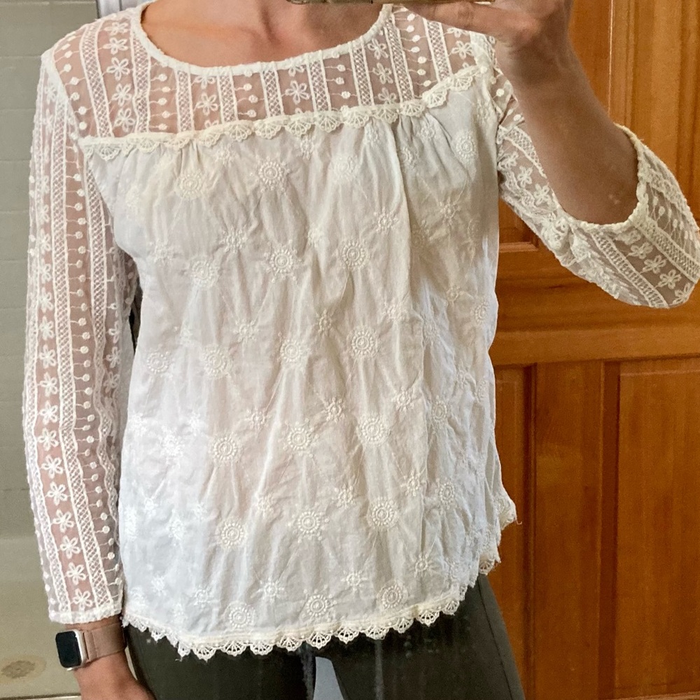 Hinge Lace Crew-Neck Top